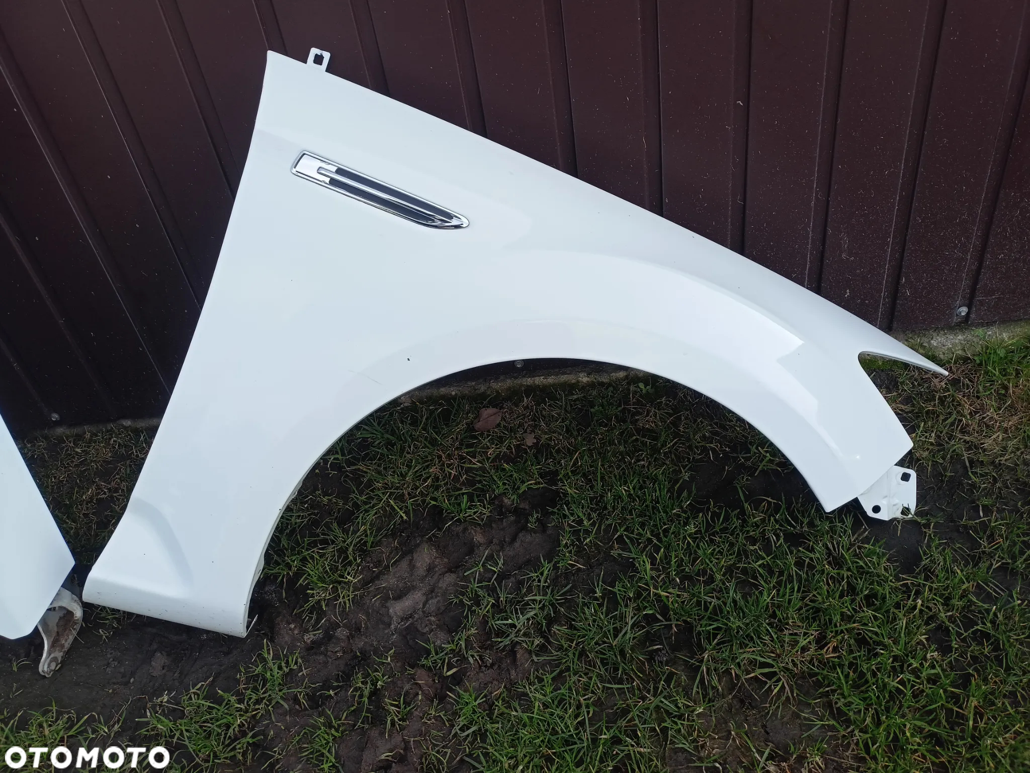 MASKA ZDERZAK MONDEO MK4 LIFT F6 - 13
