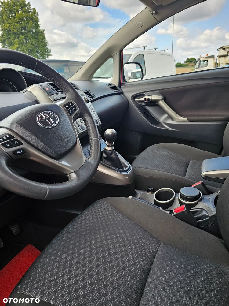 Toyota Verso 2.0 D-4D Executive - 10