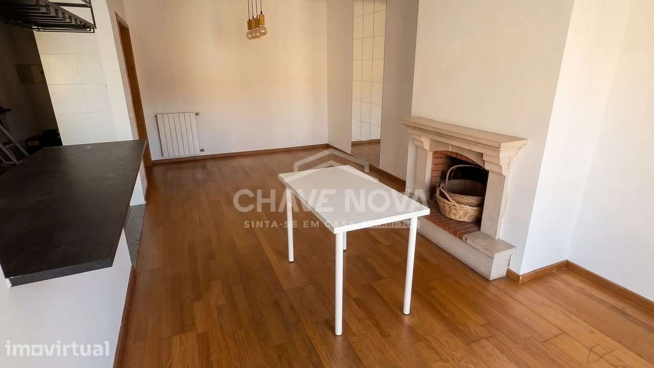 PS - Apartamento T2 c/ Garagem Box em Vilar do Paraíso - Grande imagem: 3/27