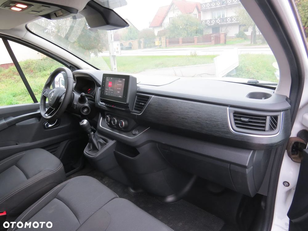 Renault trafic - 10