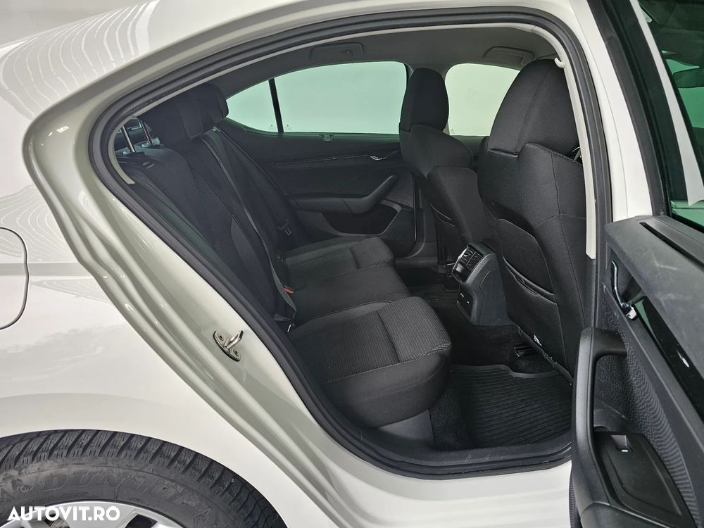 Skoda Octavia 1.5 TSI Ambition - 27