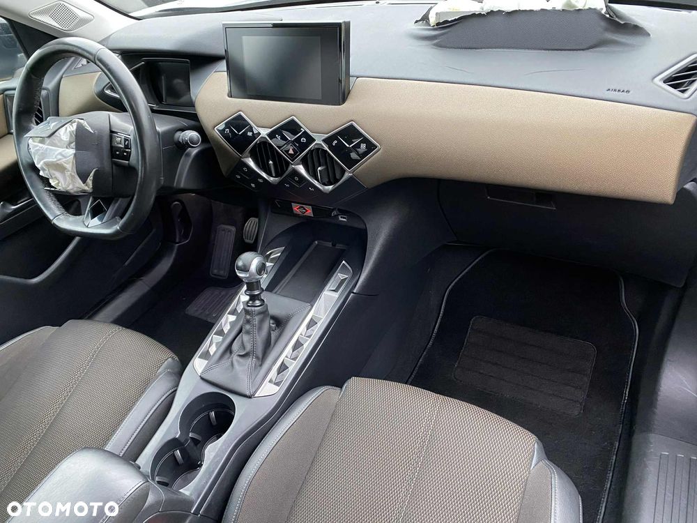 DS Automobiles DS 3 Crossback 1.5 BlueHDi Chic - 14