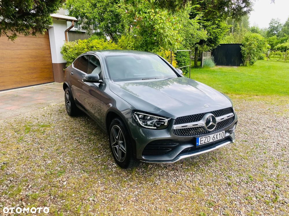 Mercedes-Benz GLC 300 e 4-Matic - 1