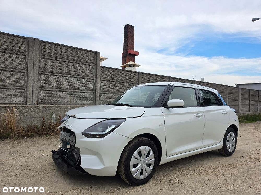Suzuki Swift 1.2 Dualjet Hybrid MT Club - 36