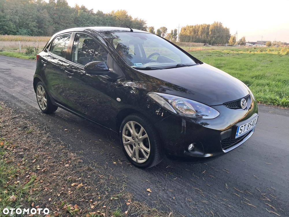 Mazda 2 - 10