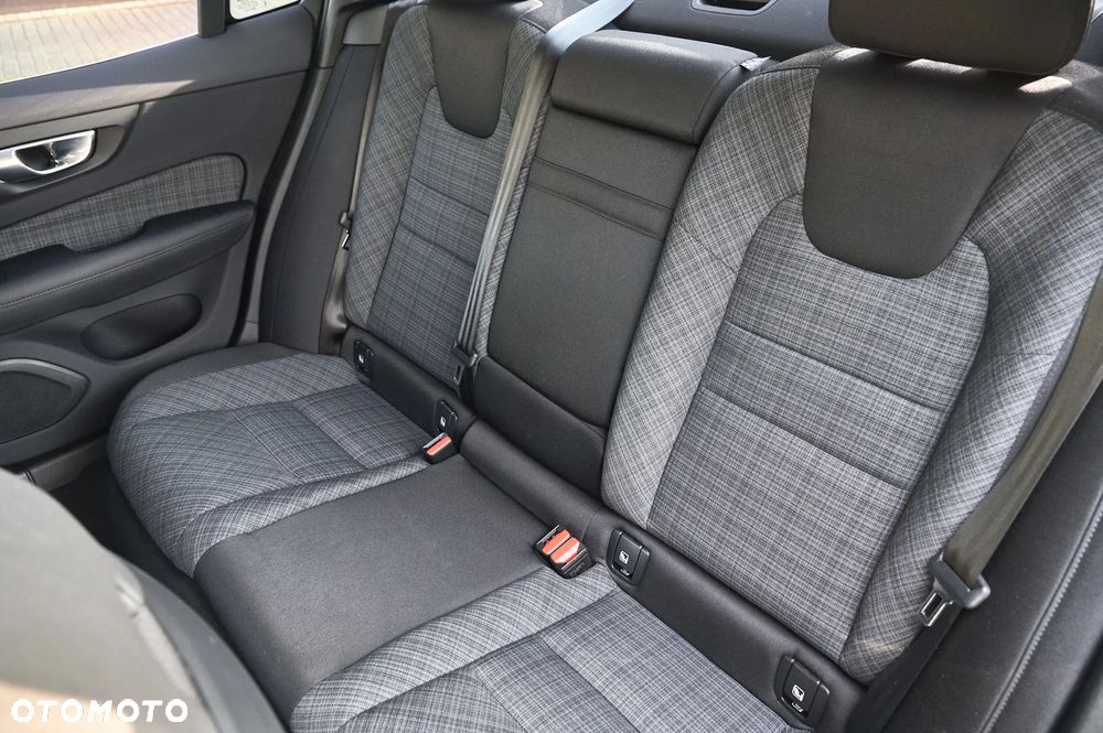 Volvo S60 - 33