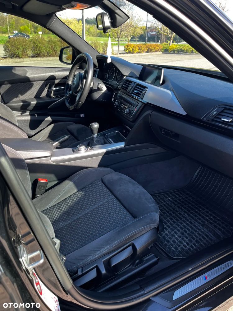 BMW Seria 3 320d - 15