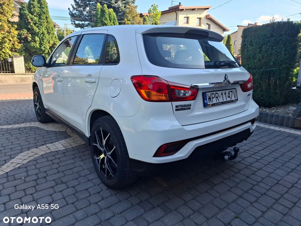 Mitsubishi ASX - 5