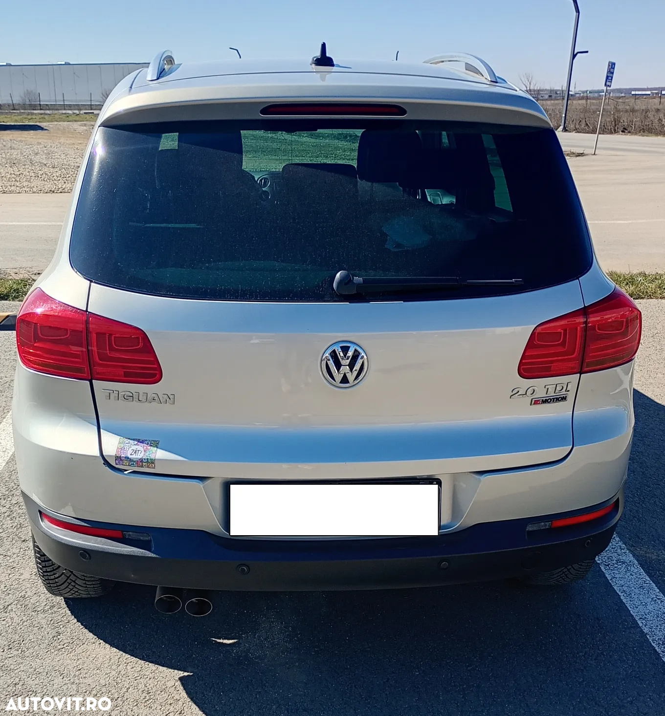 Volkswagen Tiguan 2.0 TDI 4Mot DSG Comfortline - 6