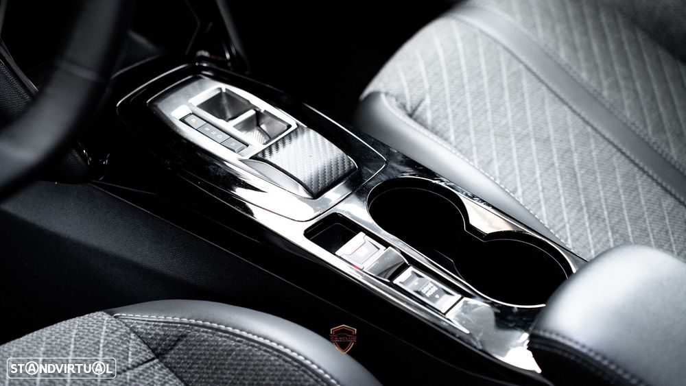 Peugeot 2008 1.5 BlueHDi Allure Pack EAT8 - 27