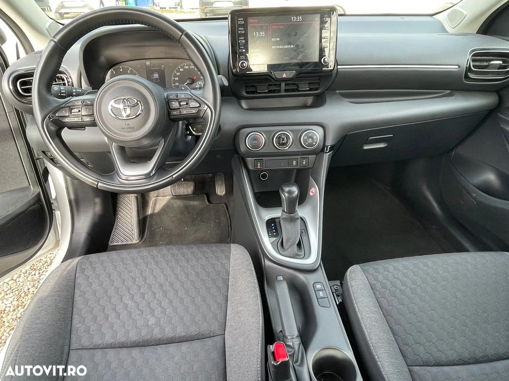 Toyota Yaris - 9