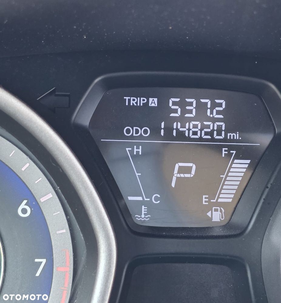 Hyundai Elantra - 3