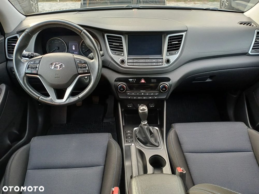 Hyundai Tucson blue 1.6 GDi 2WD Trend - 26