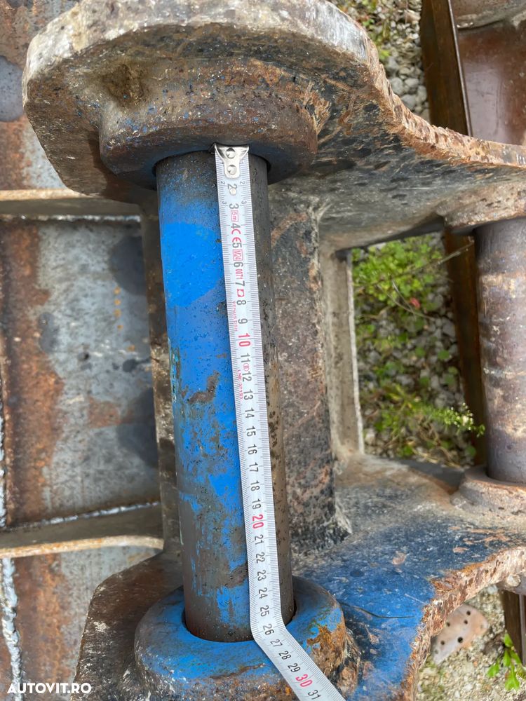 Cupa taluz latime de 1800 mm pentru excavatoare de 6-10 tone - 6