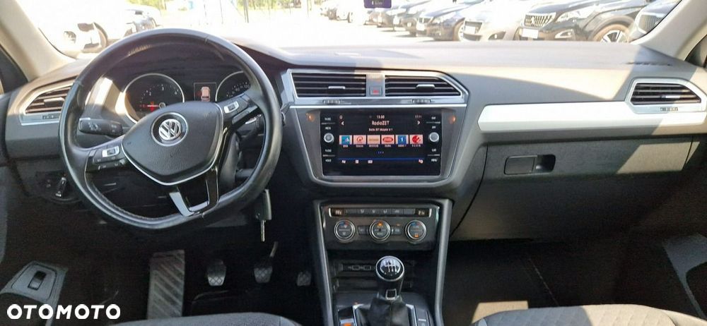 Volkswagen Tiguan - 21