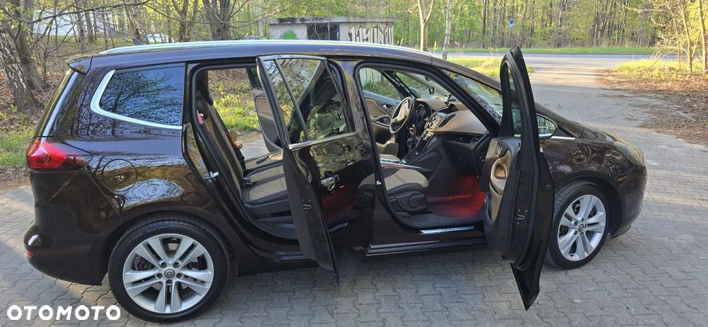 Opel Zafira 2.0 CDTI Cosmo - 21