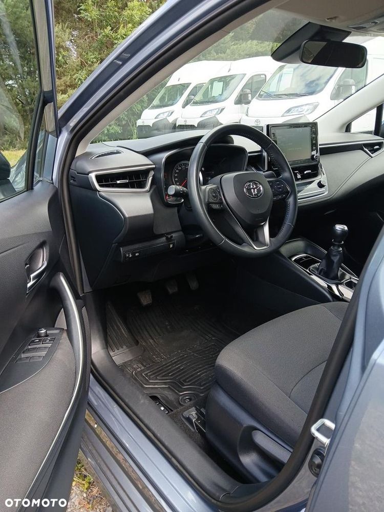 Toyota Corolla - 16