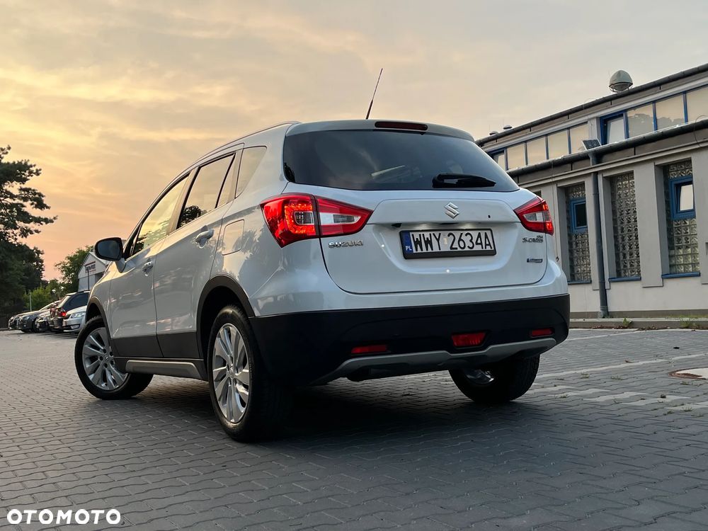 Suzuki SX4 - 4