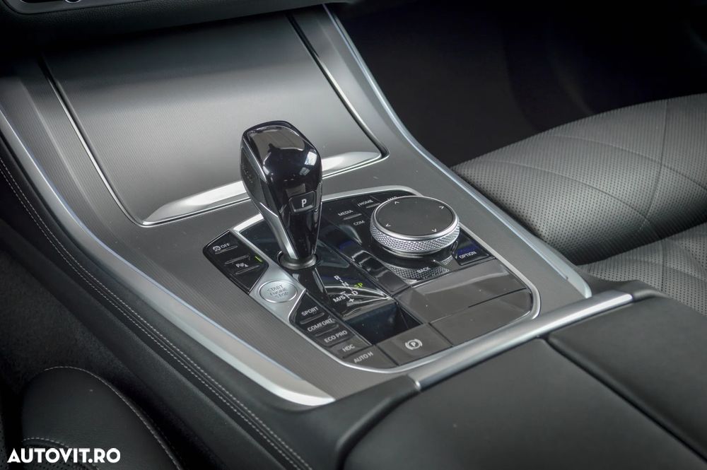 BMW X5 2022 — imagine 34