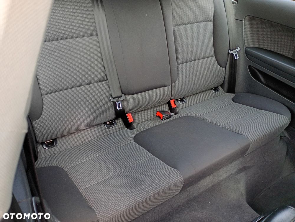 Audi A3 3-drzwiowe 1.6 Ambition - 6