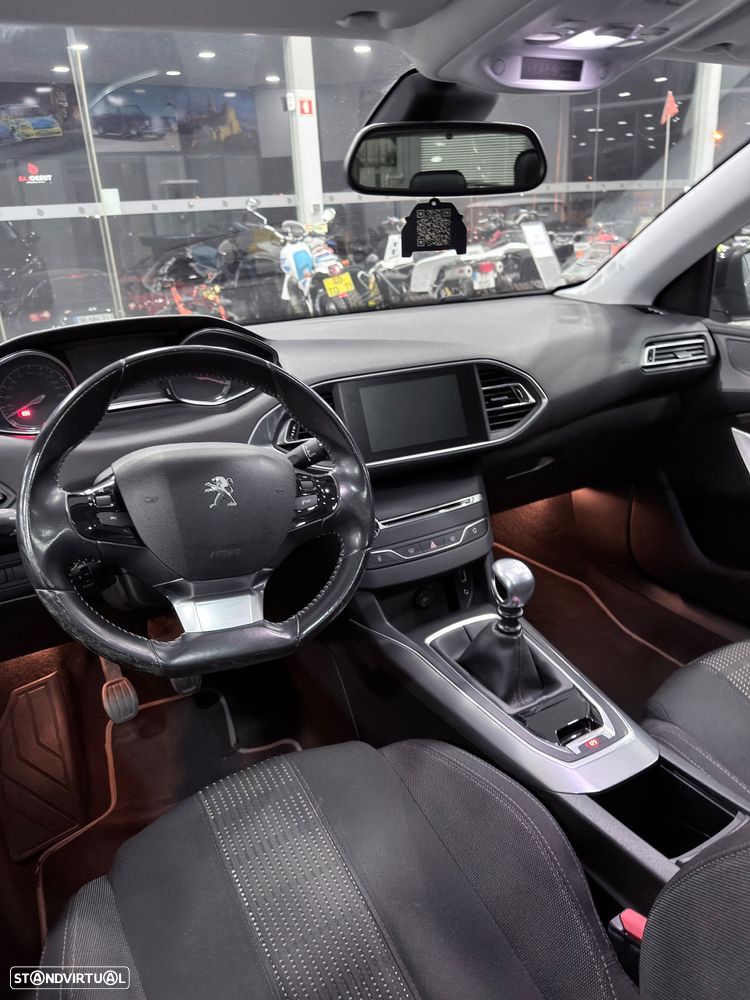 Peugeot 308 SW 1.6 e-HDi Allure J18 - 9