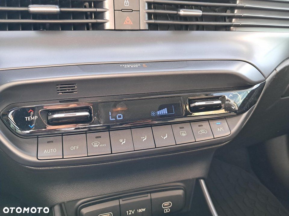 Hyundai i20 - 21