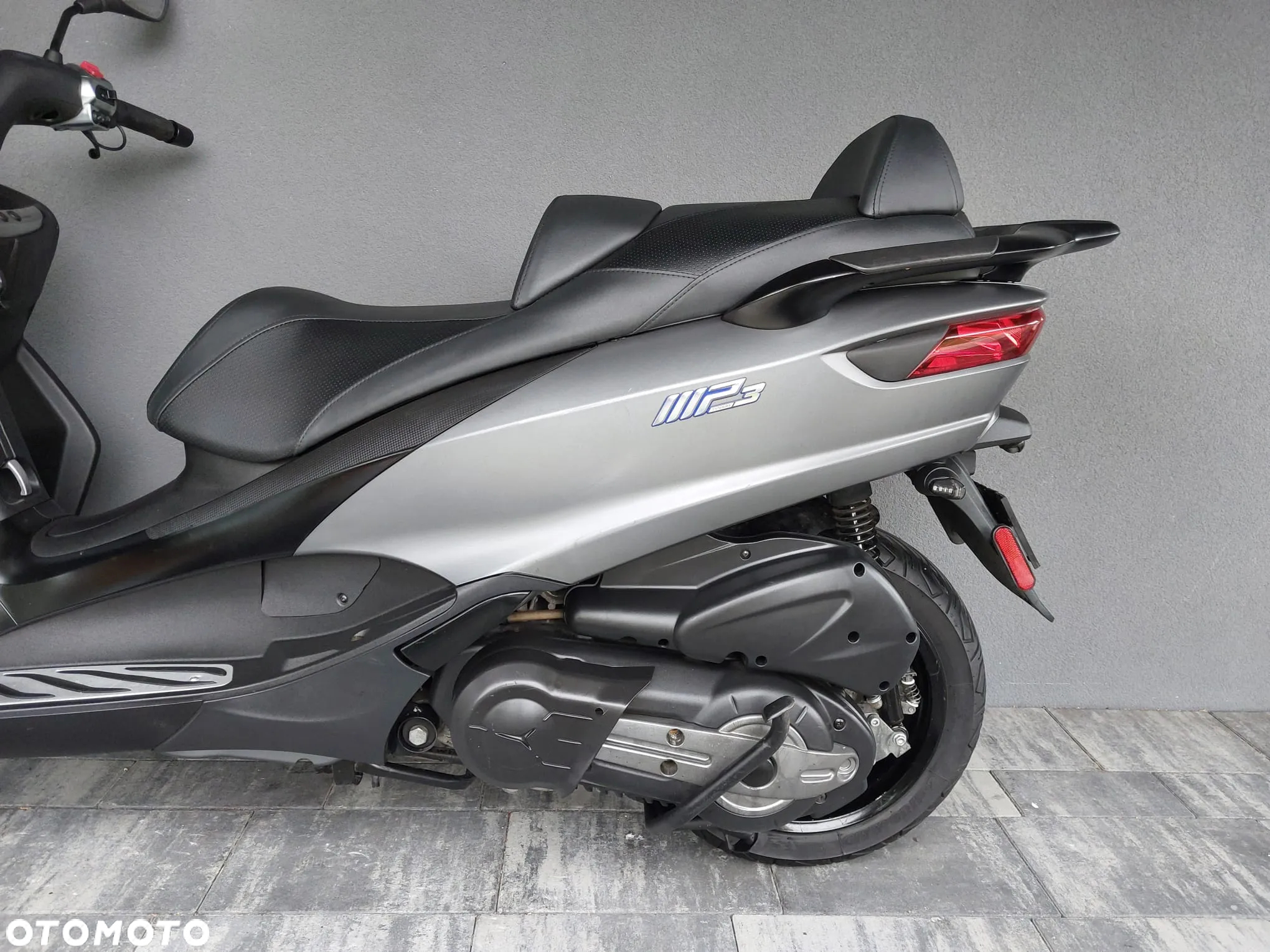Piaggio MP-3 - 6