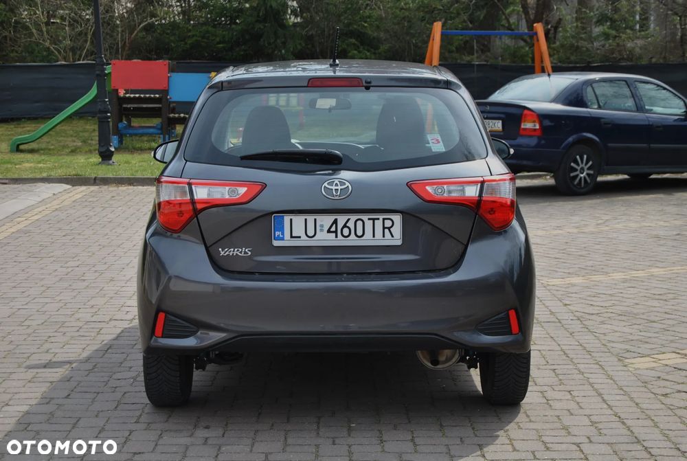 Toyota Yaris - 18