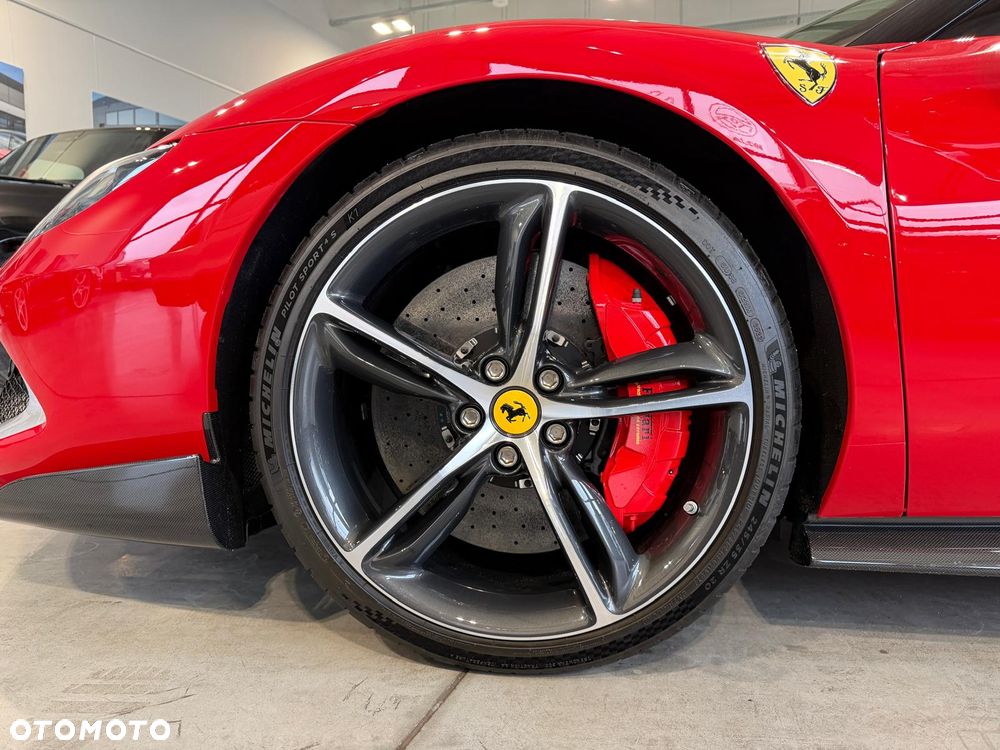 Ferrari 296 GTB - 29