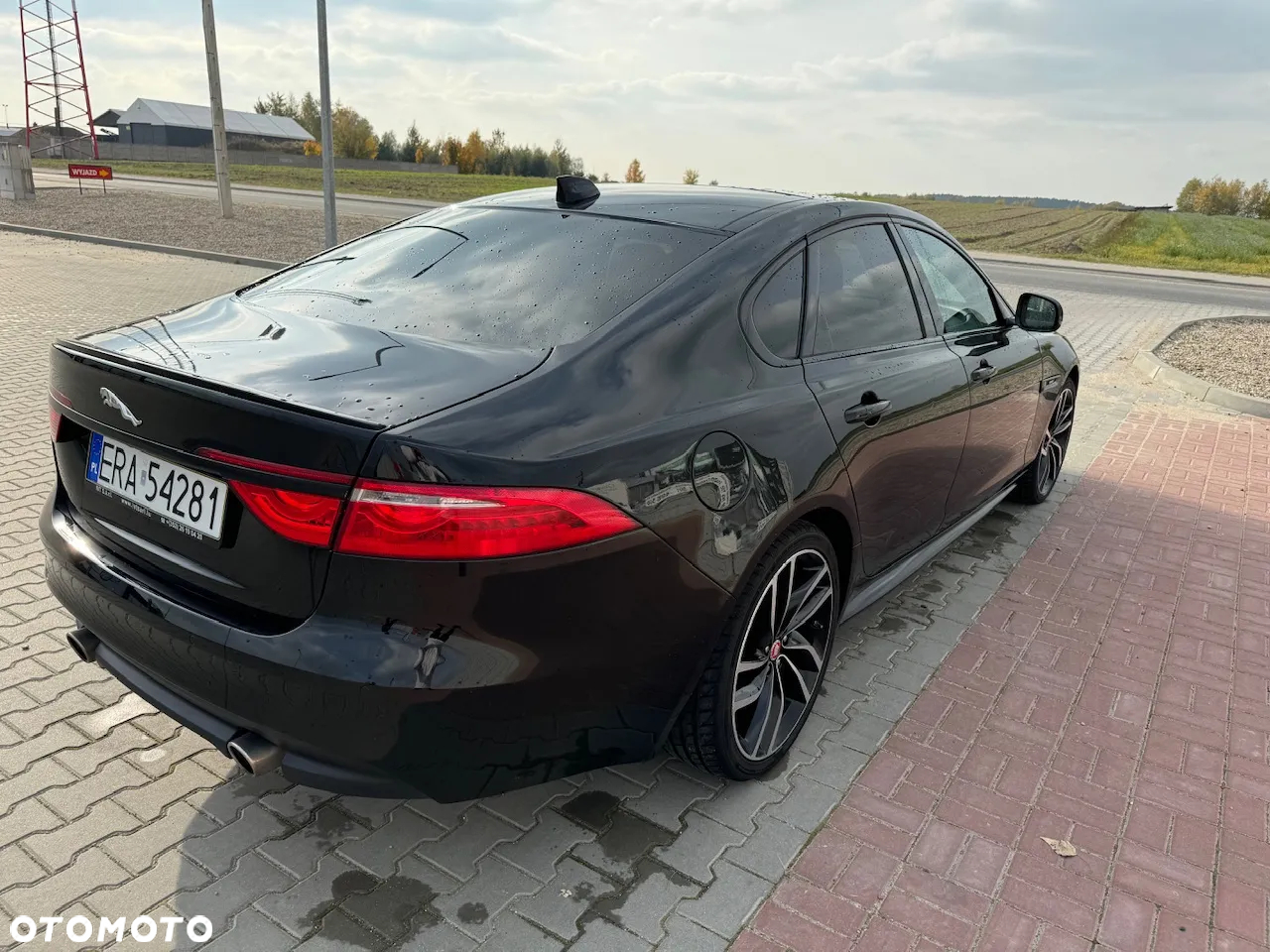 Jaguar XF 3.0 TDV6 300 Sport - 9