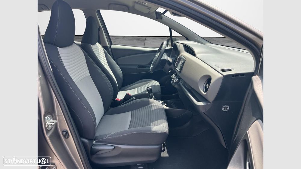 Toyota Yaris 1.0 VVT-i Comfort Plus - 13