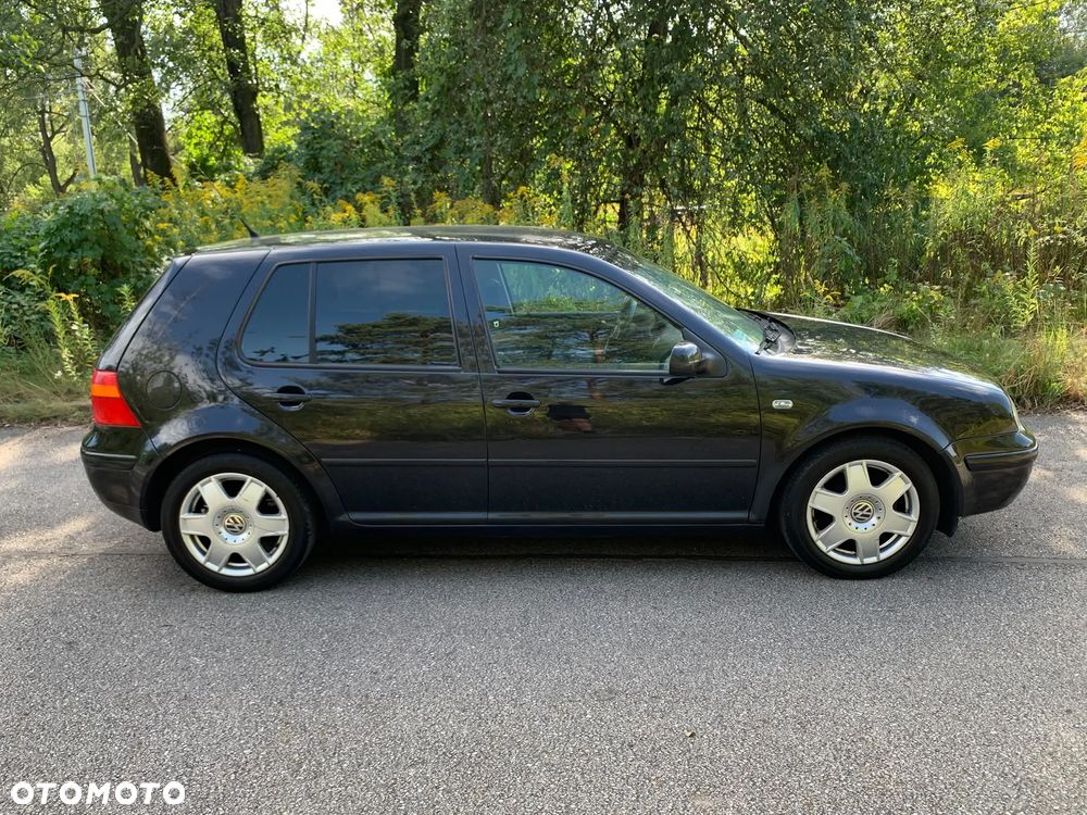 Volkswagen Golf 1.6 Comfortline - 5