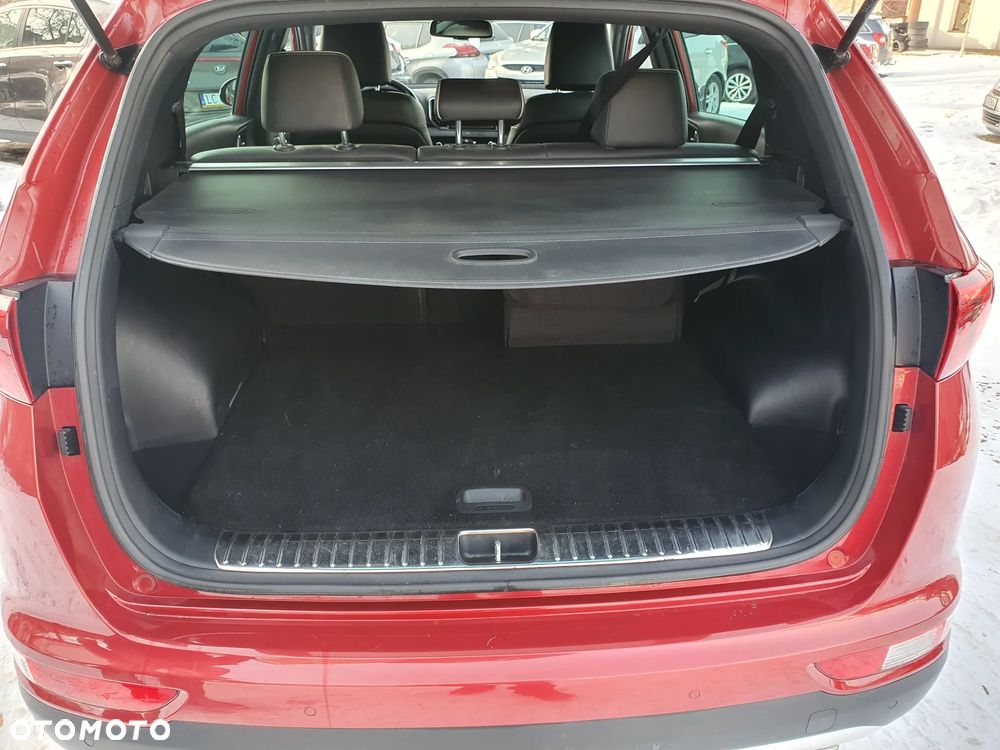 Kia Sportage 2,0 CRDI AWD GT Line - 24