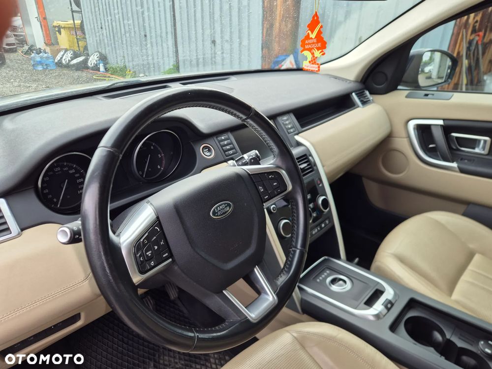 Land Rover Discovery Sport TD4 HSE - 9