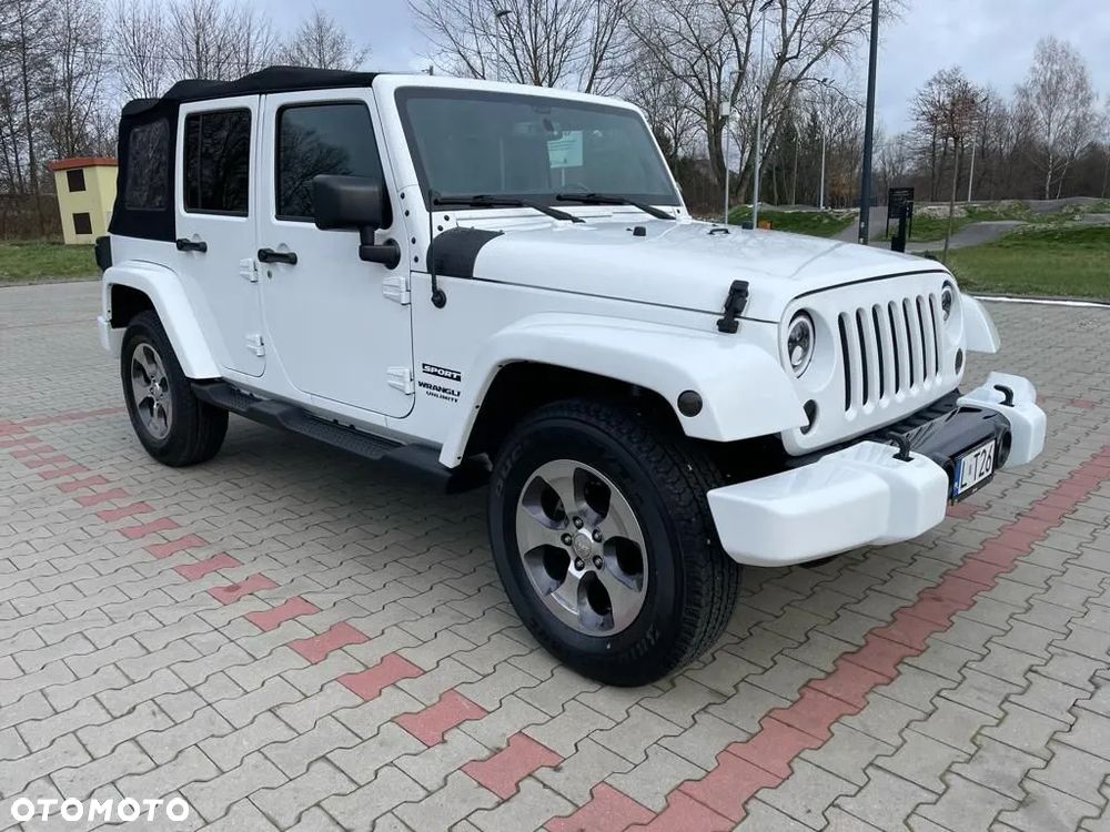 Jeep Wrangler - 15