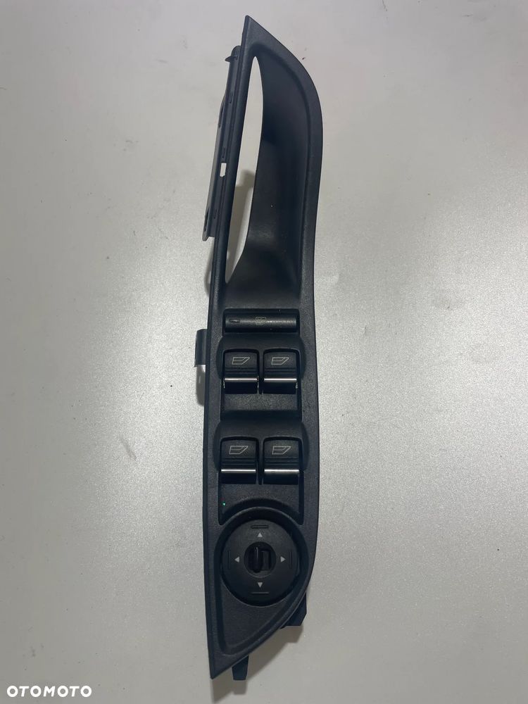 PRZELACZNIK DO SZYB FORD FOCUS MK 3 - 1