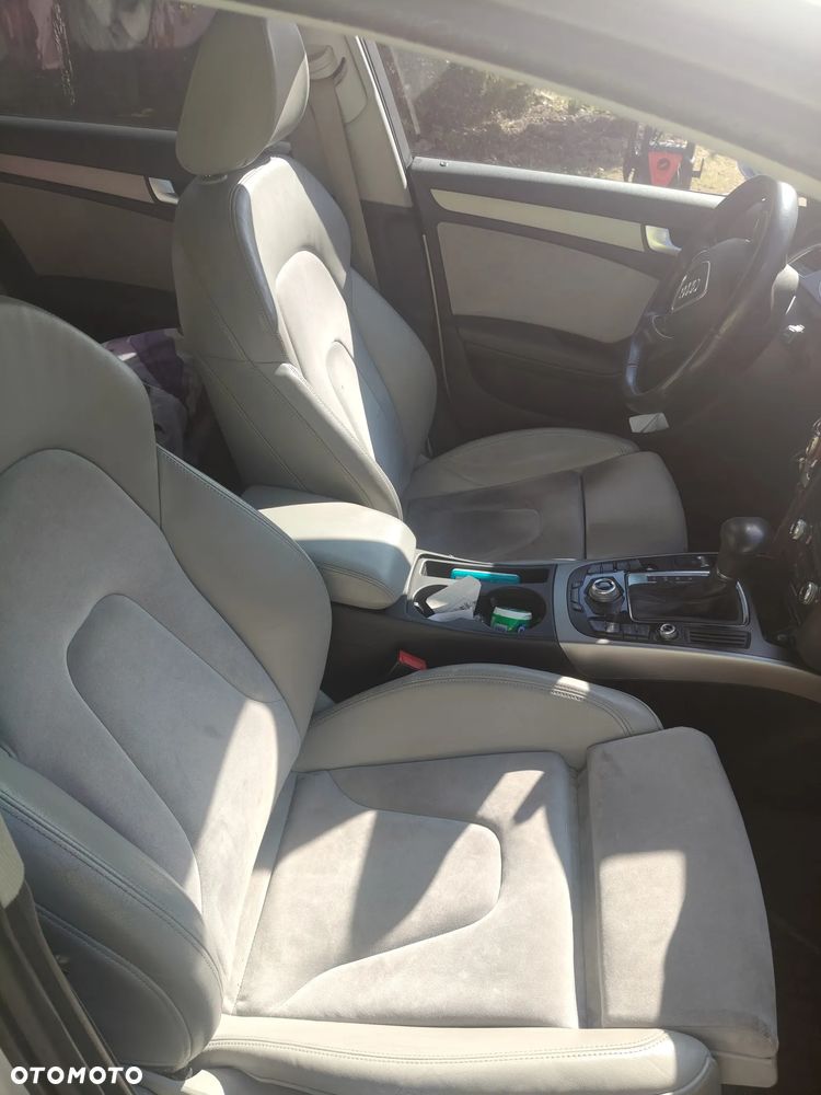 Audi A4 Avant 2.0 TDI Multitronic - 9