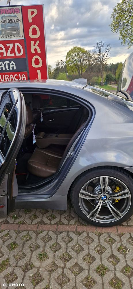 BMW Seria 5 - 21