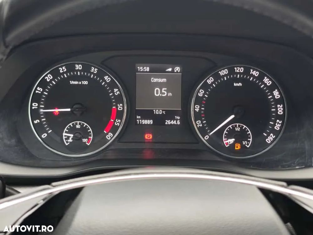 Skoda Octavia 2.0 TDI Ambition - 22