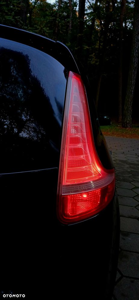 Renault Grand Scenic Gr 2.0 dCi Privilege - 15