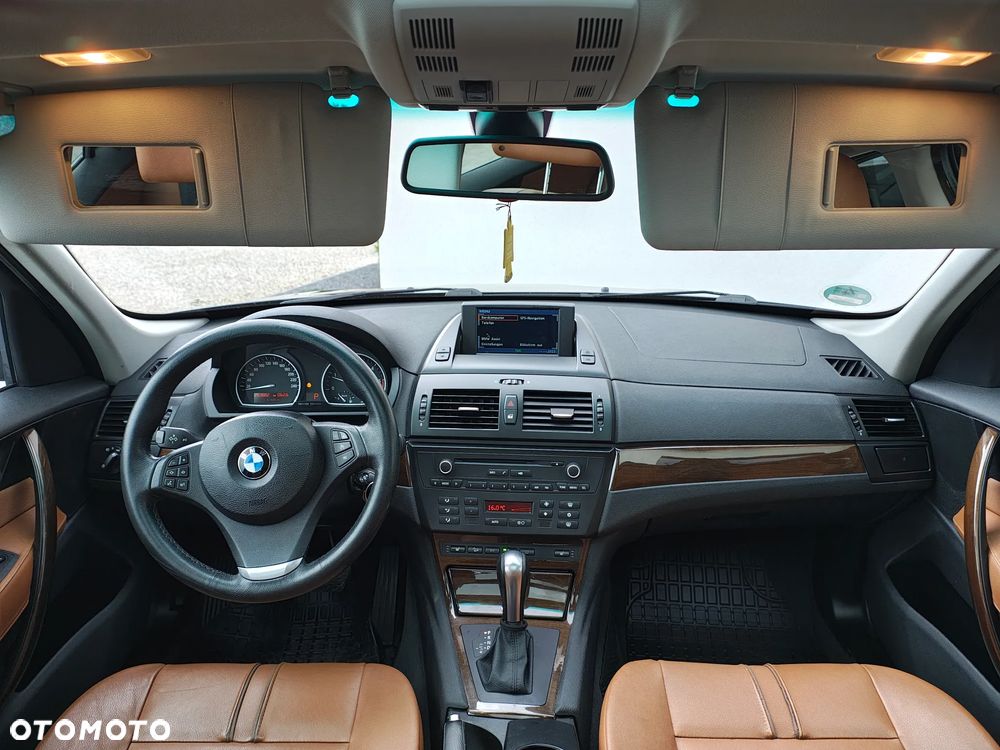 BMW X3 xDrive20d Edition Exclusive - 7