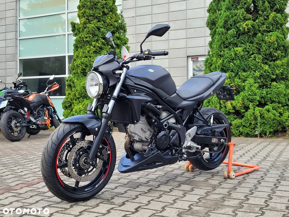 Suzuki SV - 10