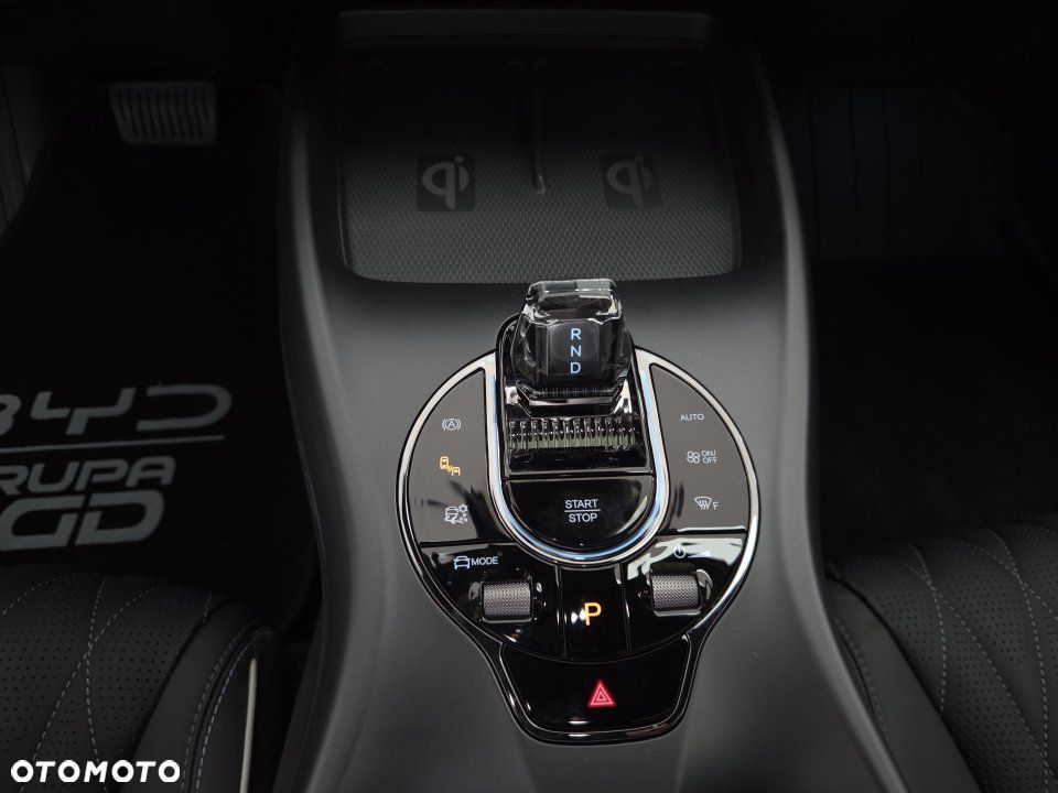 BYD Seal - 10