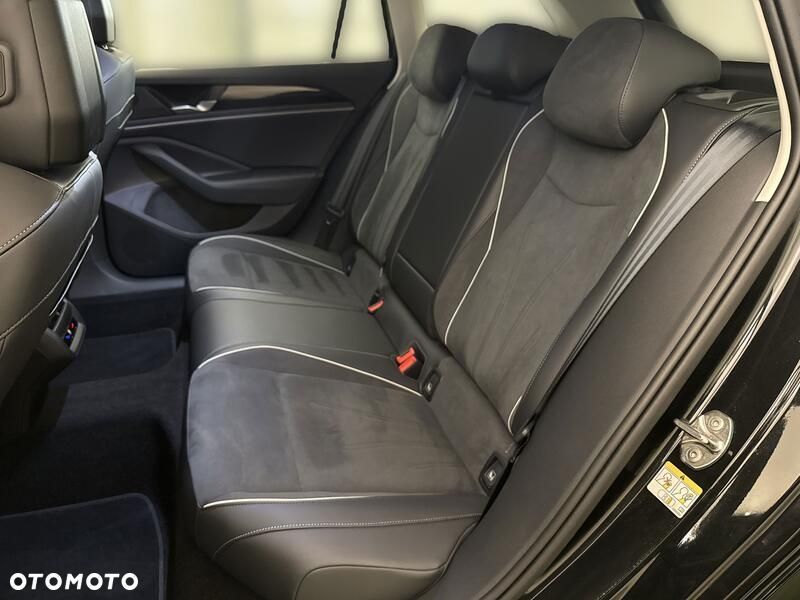 Volkswagen Passat - 19