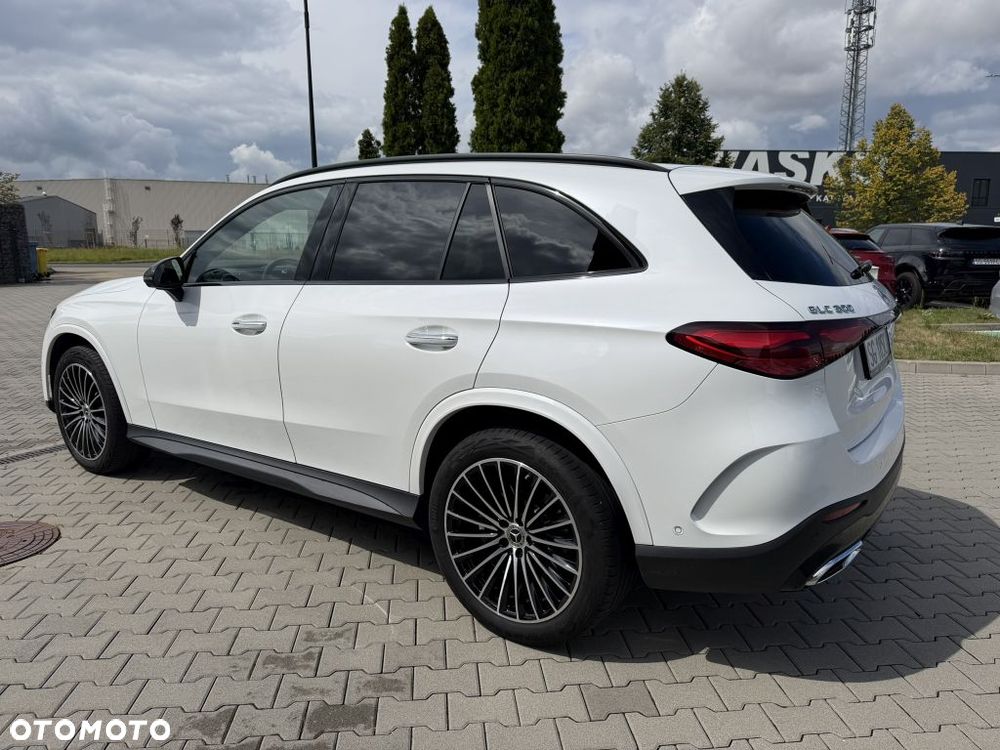 Mercedes-Benz GLC 300 mHEV 4-Matic AMG Line - 3