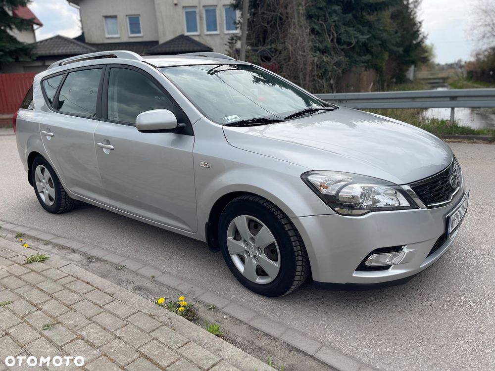 Kia Ceed - 5