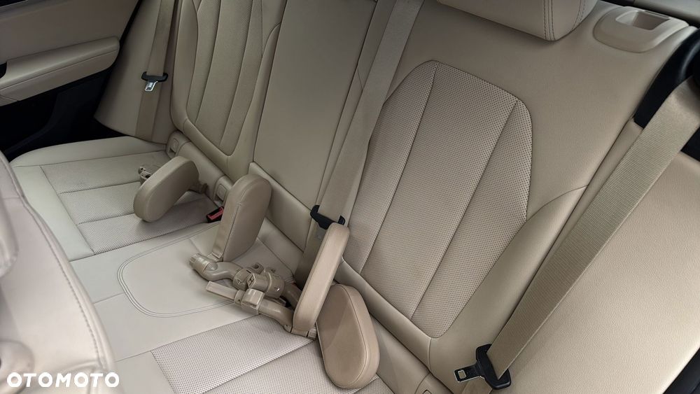 BMW X3 xDrive30i mHEV - 12