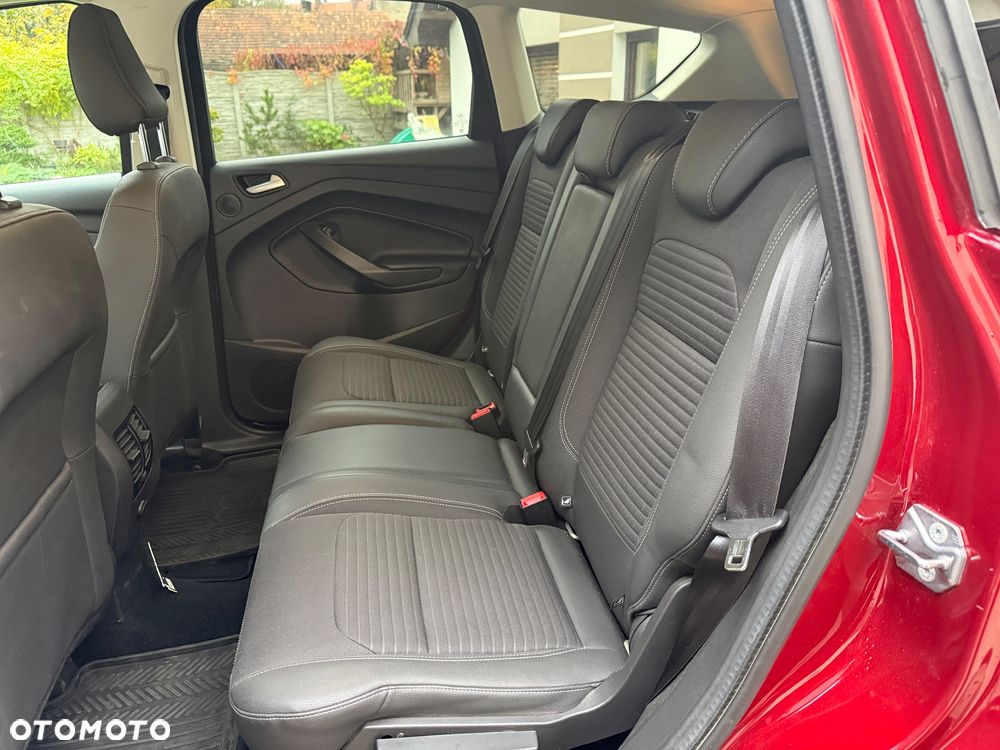 Ford Kuga - 11