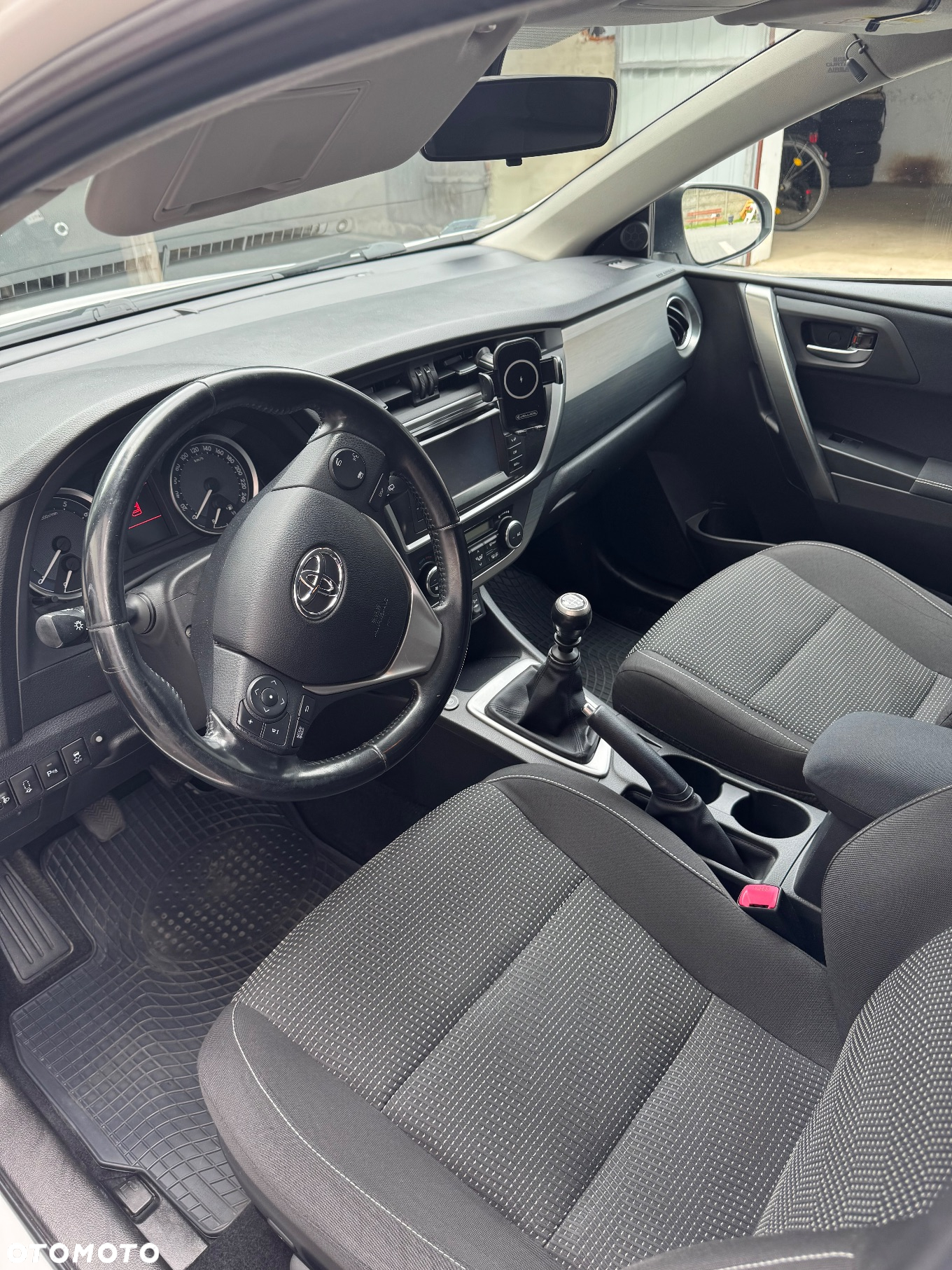 Toyota Auris 1.6 Dynamic - 5