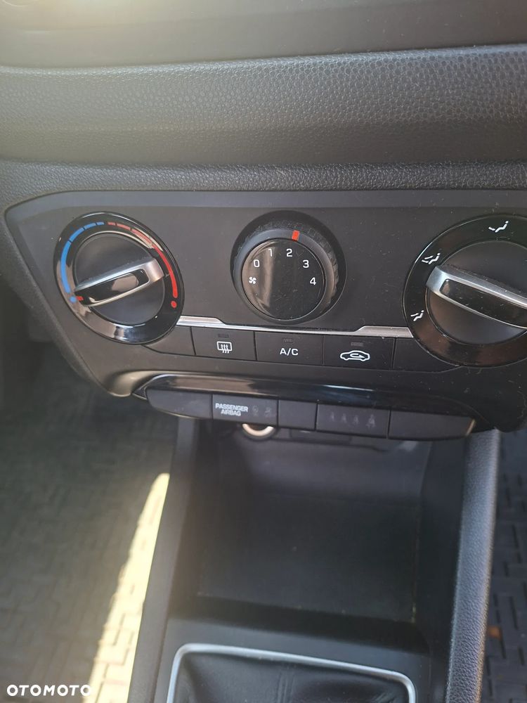 Hyundai i20 1.2 Classic Plus - 10